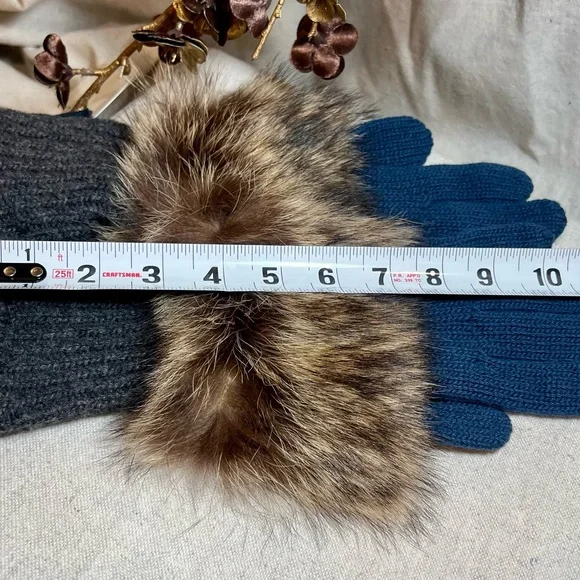 Moncler Wool, Cashmere, Marmot Fur Gloves Made in Italy Blue Grey NWT - Picture 9 of 14